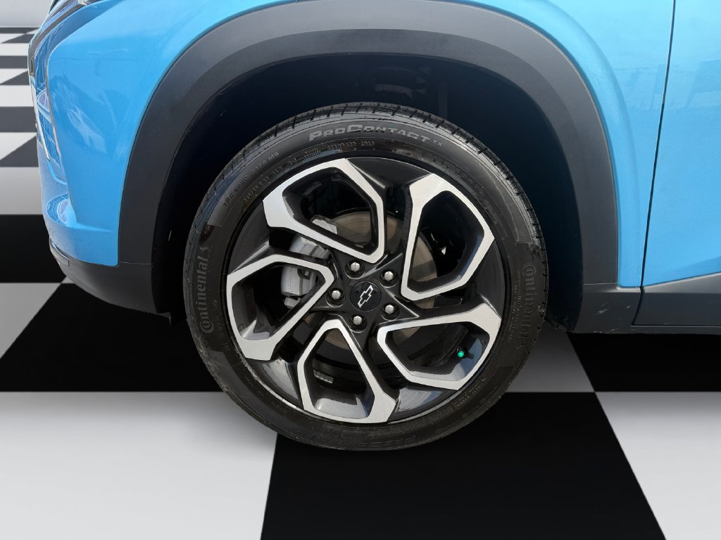 Used 2026 Chevrolet Trax RS FWD image 14