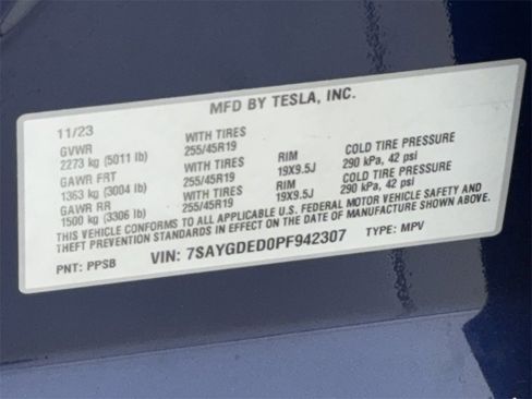 Used 2023 Tesla Model Y 2WD image 59