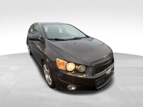 Used 2014 Chevrolet Sonic LTZ FWD image 3