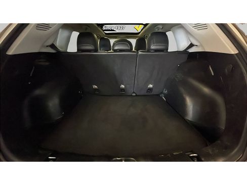 Used 2018 Jeep Compass Trailhawk w/ Leather Interior Group AWD/4WD image 17