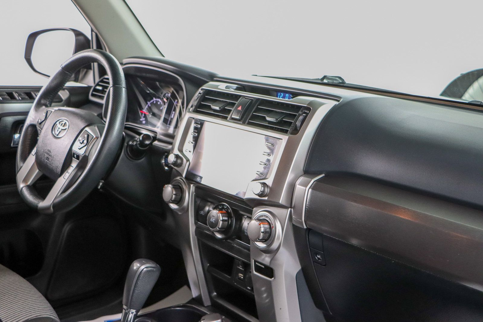 Used 2021 Toyota 4Runner SR5 AWD/4WD image 27