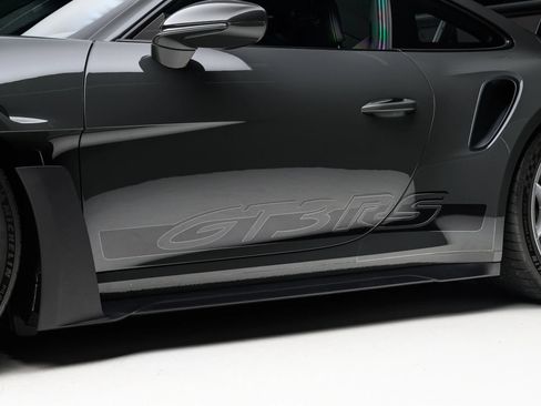 Used 2024 Porsche 911 GT3 RS RWD image 9