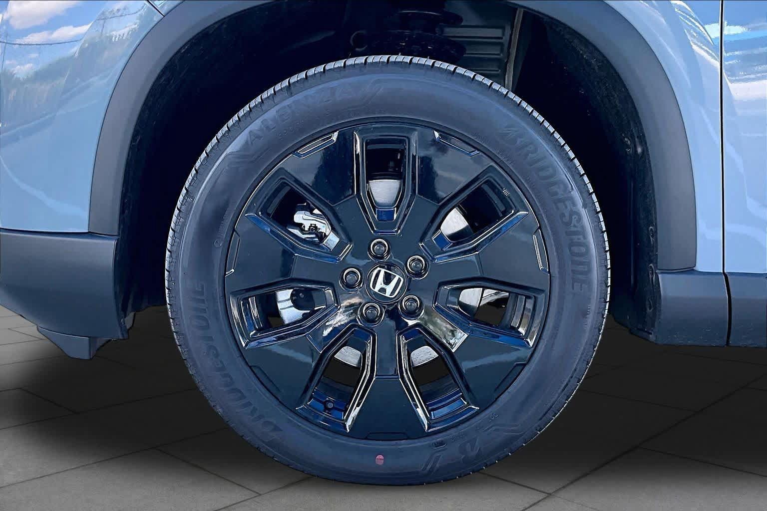 New 2026 Honda Pilot Black Edition image 12
