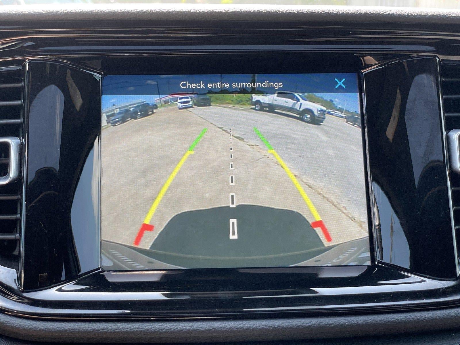 Used 2024 Dodge Durango SXT w/ SXT Blacktop Group AWD/4WD image 19