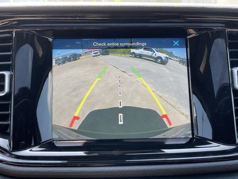 Used 2024 Dodge Durango SXT w/ SXT Blacktop Group AWD/4WD image 19