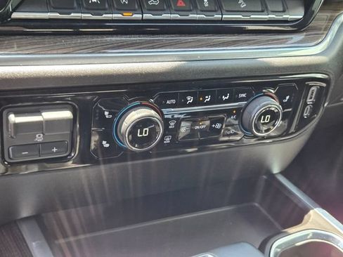 Certified 2024 Chevrolet Silverado 1500 RST w/ Convenience Package II AWD/4WD image 22