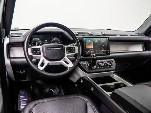 Used 2025 Land Rover Defender 110 S AWD/4WD image 15