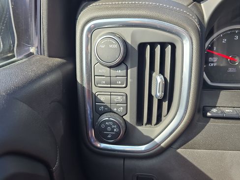 Used 2021 Chevrolet Silverado 1500 High Country w/ Technology Package image 23