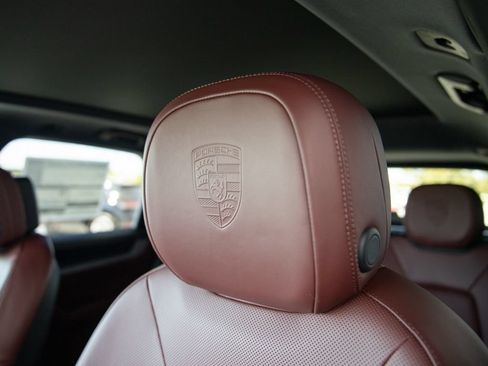 New 2026 Porsche Cayenne S AWD/4WD image 16