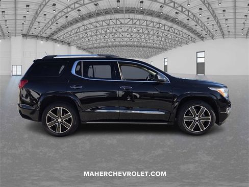 Used 2018 GMC Acadia Denali w/ LPO, Floor Liner Package image 8