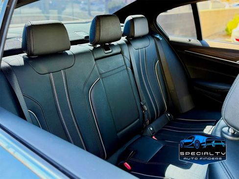 Used 2018 BMW 530e image 20