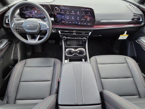 New 2026 Chevrolet Traverse Z71 w/ Driver Confidence Package AWD/4WD image 8