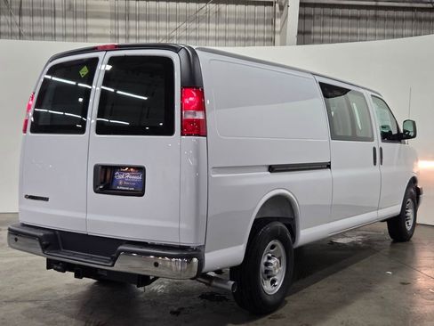 New 2025 Chevrolet Express 3500 Extended w/ Driver Convenience Package RWD image 8
