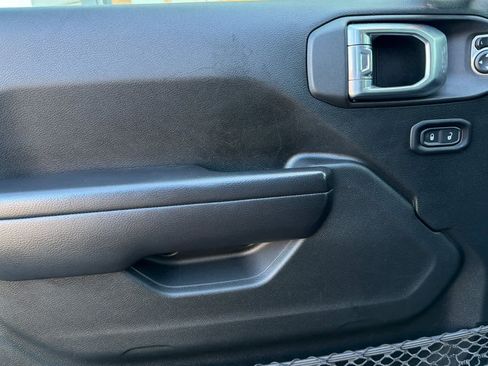 Used 2021 Jeep Wrangler Unlimited Sport image 14