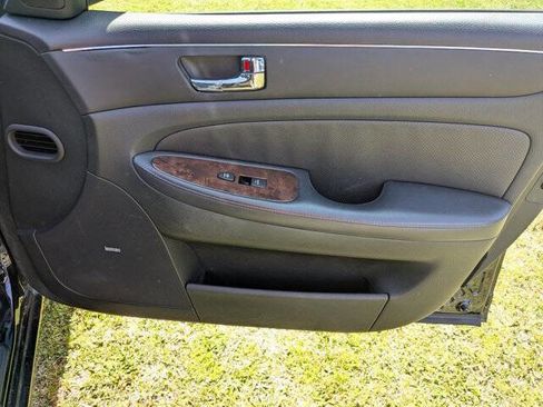 Used 2011 Hyundai Genesis 3.8 w/ Technology Pkg 4 image 37