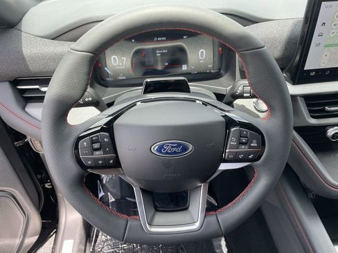New 2026 Ford Explorer ST-Line w/ ST-Line Street Pack RWD image 32