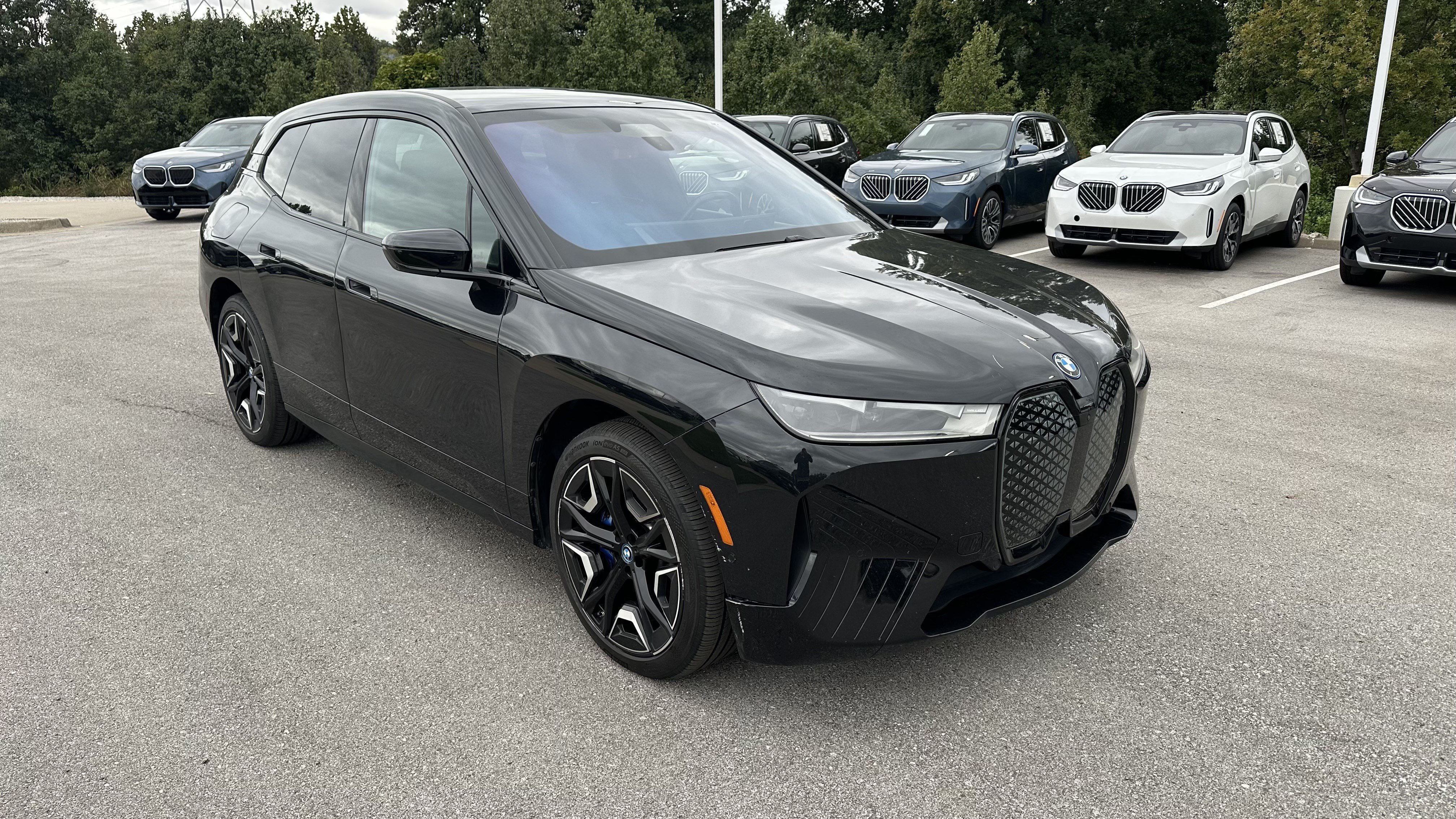 Certified 2024 BMW iX xDrive50 w/ Sport Package AWD/4WD image 2