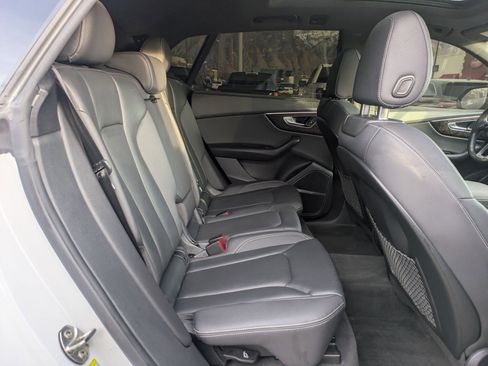Used 2019 Audi Q8 Prestige w/ Towing Package image 47
