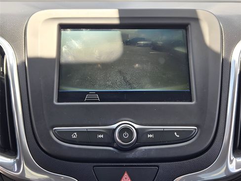 Used 2019 Chevrolet Equinox LT FWD image 16