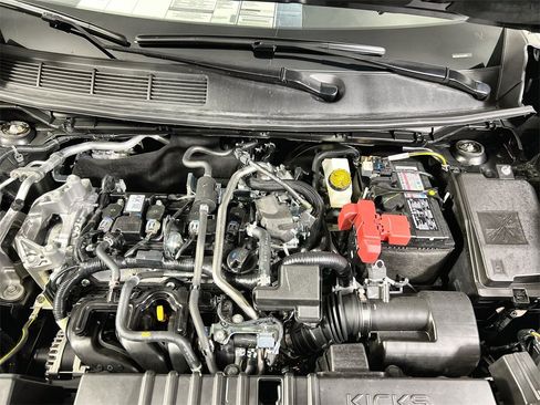 New 2026 Nissan Kicks S image 17