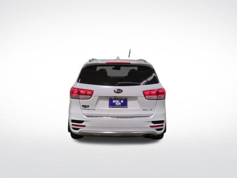Used 2018 Kia Sorento SX image 4