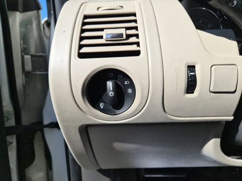 Used 2010 Ford Flex SE image 17