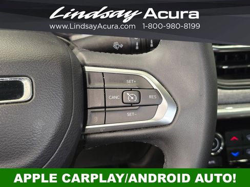 Used 2024 Jeep Compass Latitude AWD/4WD image 15