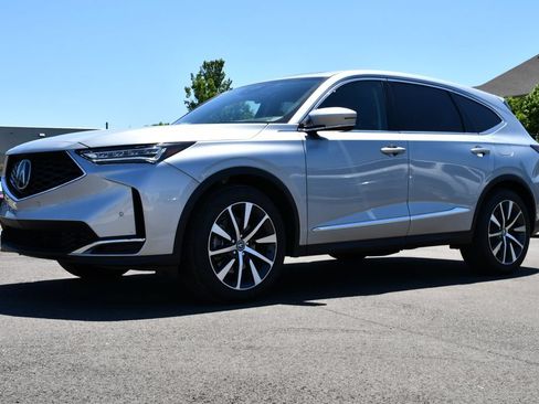 Certified 2026 Acura MDX FWD w/ Technology Package image 3