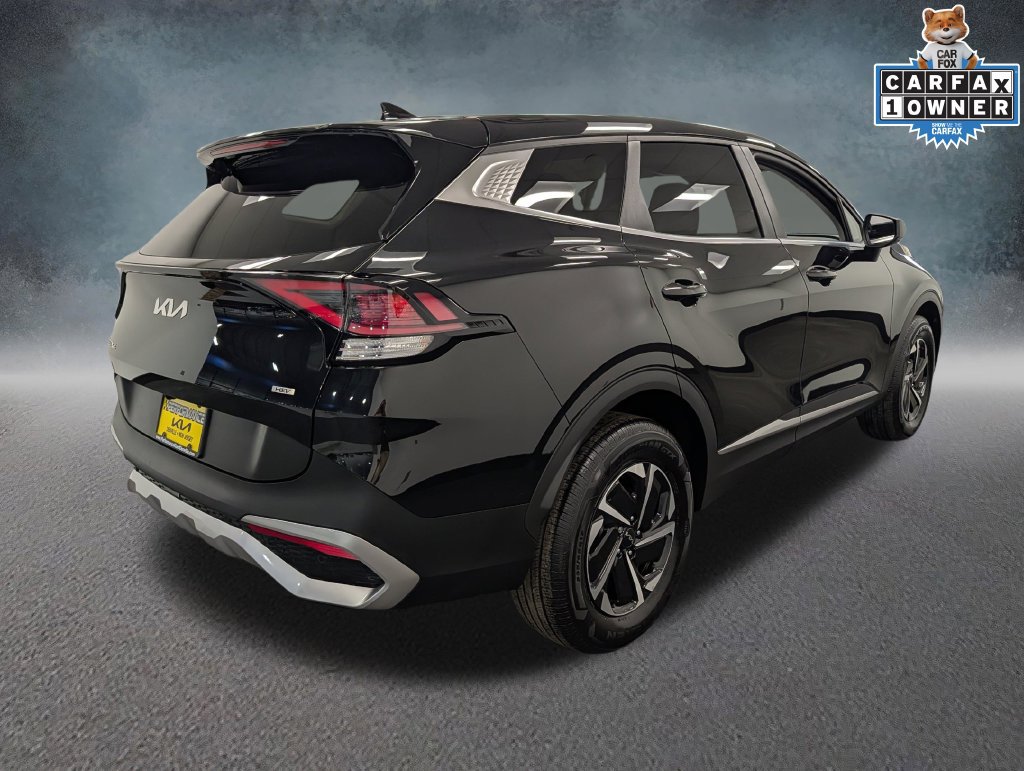 Certified 2025 Kia Sportage LX AWD/4WD image 4