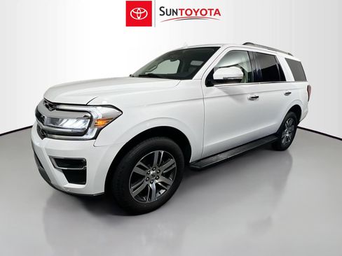 Used 2024 Ford Expedition Limited RWD image 9