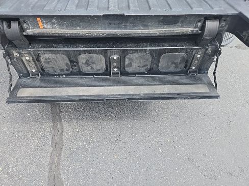 Used 2023 GMC Sierra 1500 Elevation image 6