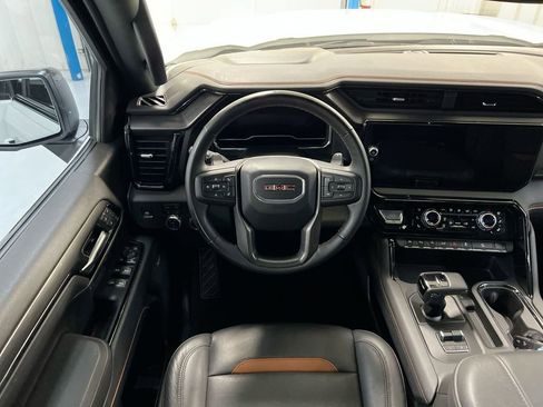 Used 2025 GMC Sierra 1500 AT4 AWD/4WD image 11