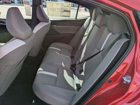 New 2026 Toyota Camry SE image 13