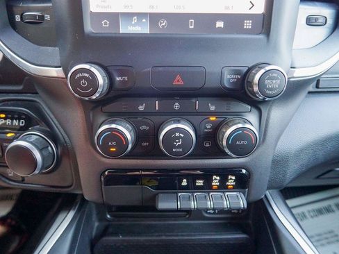Used 2022 RAM 1500 Big Horn AWD/4WD image 27
