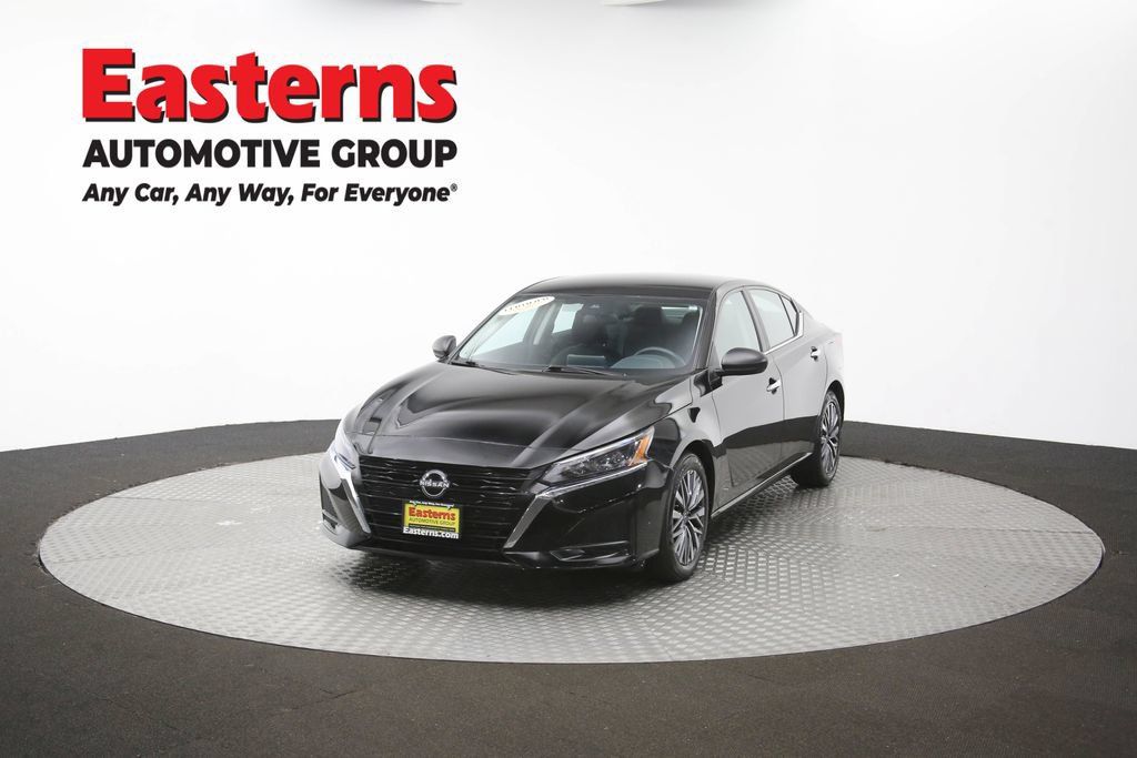 Used 2025 Nissan Altima 2.5 SV FWD image 54