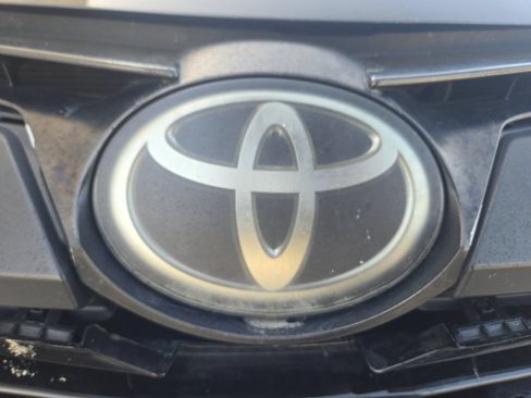 Used 2019 Toyota Corolla LE FWD image 11