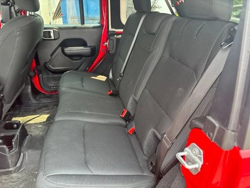 Used 2021 Jeep Wrangler Unlimited Sport AWD/4WD image 18