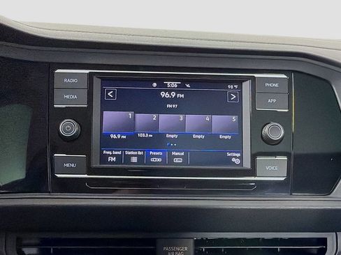 Used 2023 Volkswagen Jetta SE w/ Panoramic Sunroof Package FWD image 14