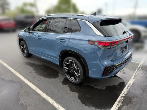 New 2026 Volkswagen Tiguan SEL R-Line AWD/4WD image 19