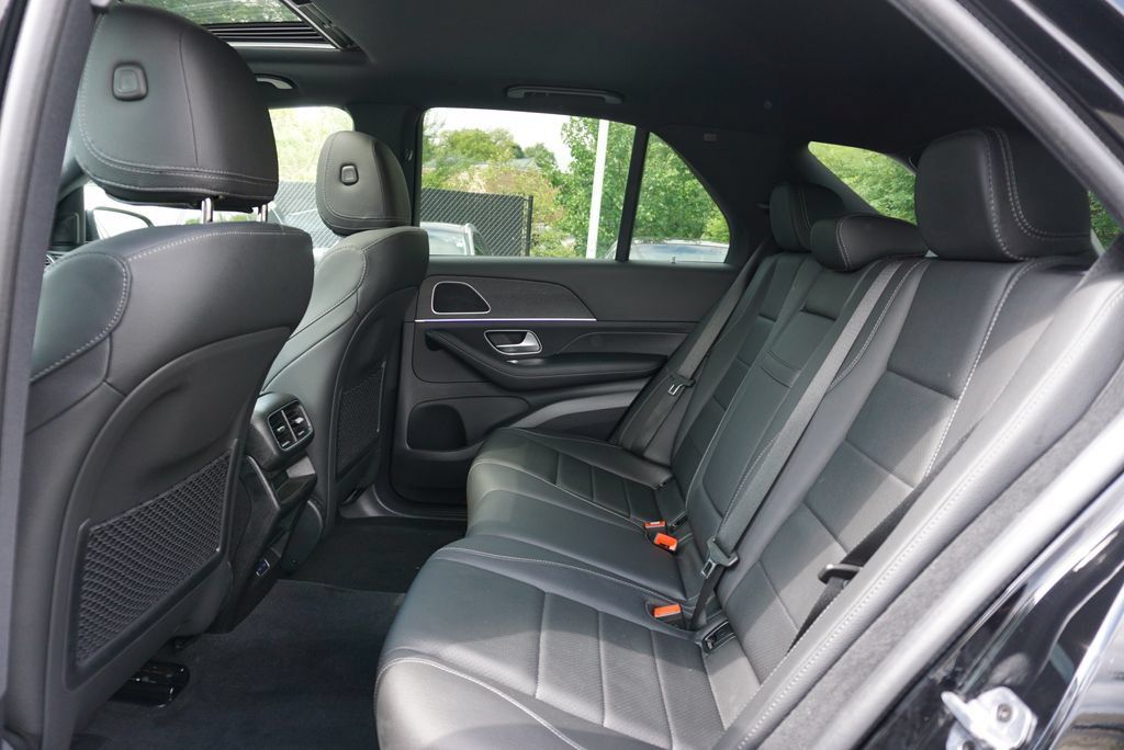 Certified 2025 Mercedes-Benz GLE 350 4MATIC image 21