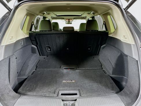 Used 2023 Nissan Rogue SL image 30