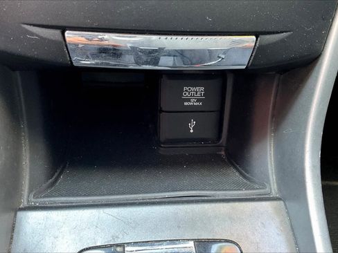 Used 2015 Honda Accord Sport image 31