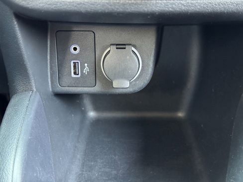 Used 2021 Nissan Kicks S FWD image 25