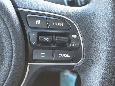 Used 2018 Kia Optima LX image 22