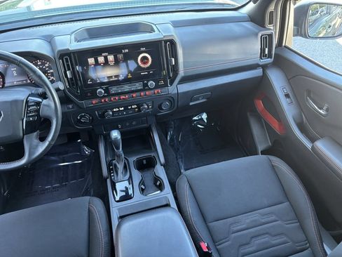 Used 2025 Nissan Frontier PRO-4X AWD/4WD image 22