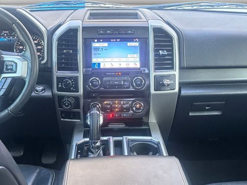 Used 2018 Ford F150 Lariat image 13