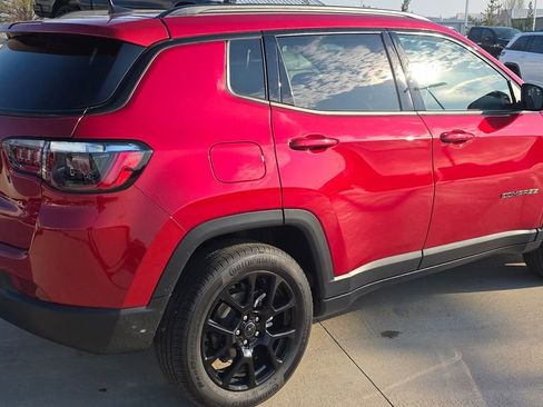 New 2026 Jeep Compass Latitude AWD/4WD image 5