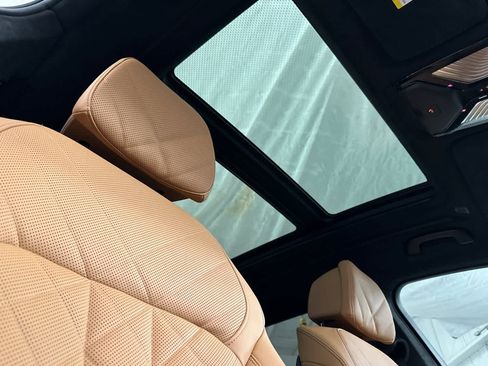 Used 2026 BMW X7 xDrive40i w/ Executive Package image 17