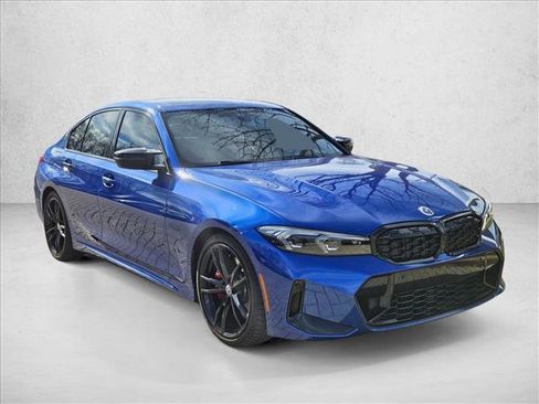 Certified 2023 BMW M340i w/ Premium Package image 3