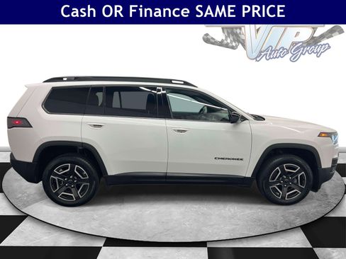 Used 2026 Jeep Cherokee Limited AWD/4WD image 5